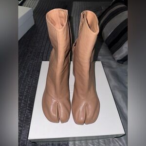 Margiela tabi boots